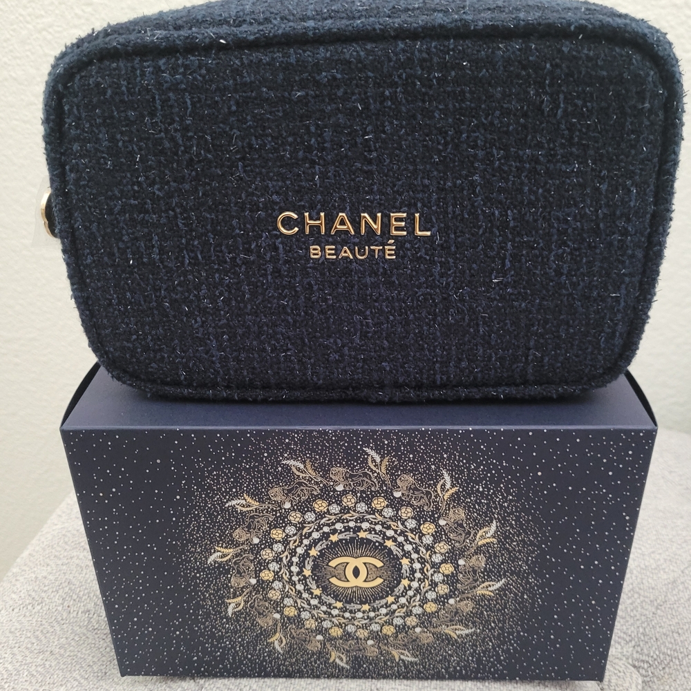 Chanel Beauté Midnight Blue Cosmetic Case